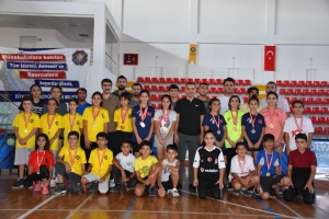 Sonbahar Spor Turnuvaları temalı Badminton Turnuvası sona erdi
