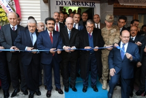Birlik Vakfı Diyarbakır Şubesinin yeni hizmet binası açıldı