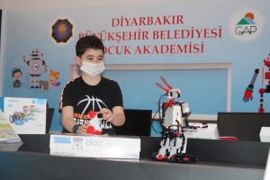 Büyükşehir Belediyesi Robotik Kodlama Atölyeleri Eğitime Hazır