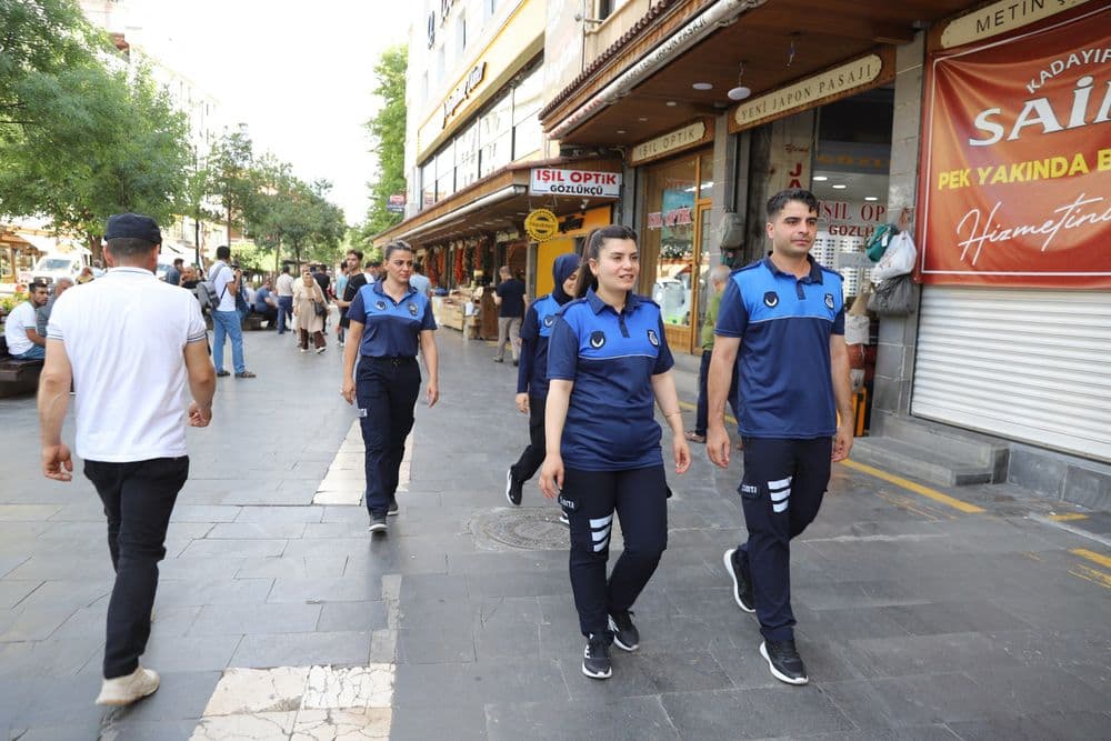 Esnaf ve yurttaşlardan Sur’daki denetimlere destek