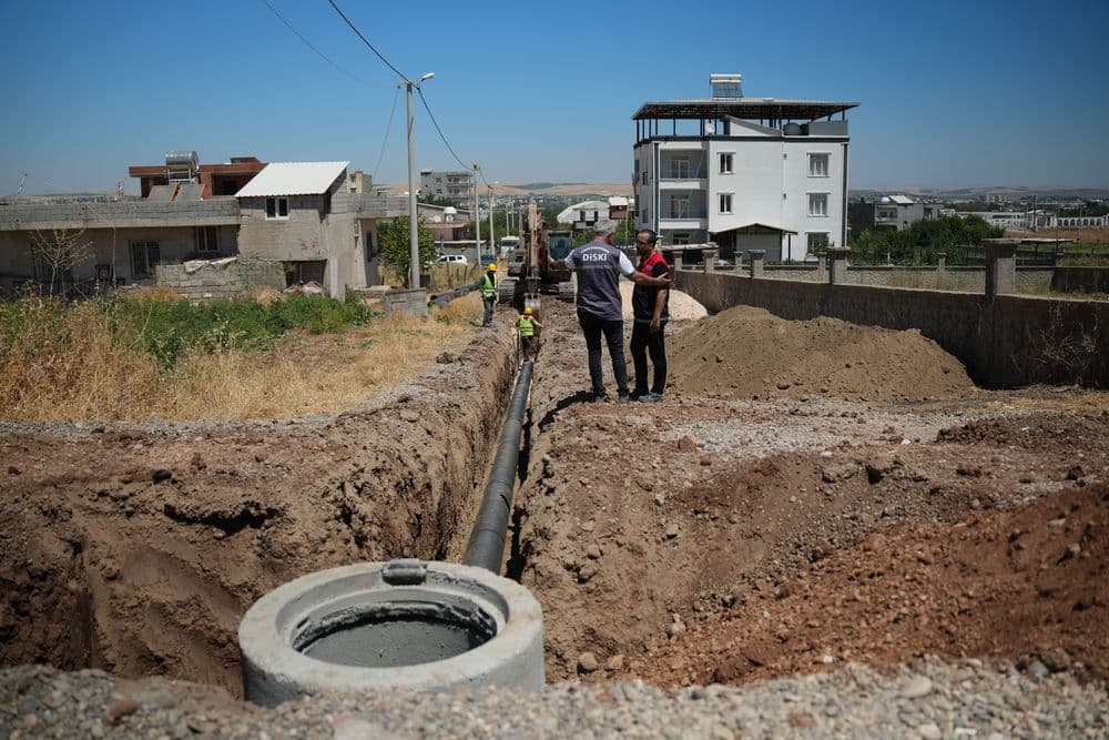 Bismil Kooperatif Mahallesi’nde kanalizasyon ağı 5 kilometre genişletildi