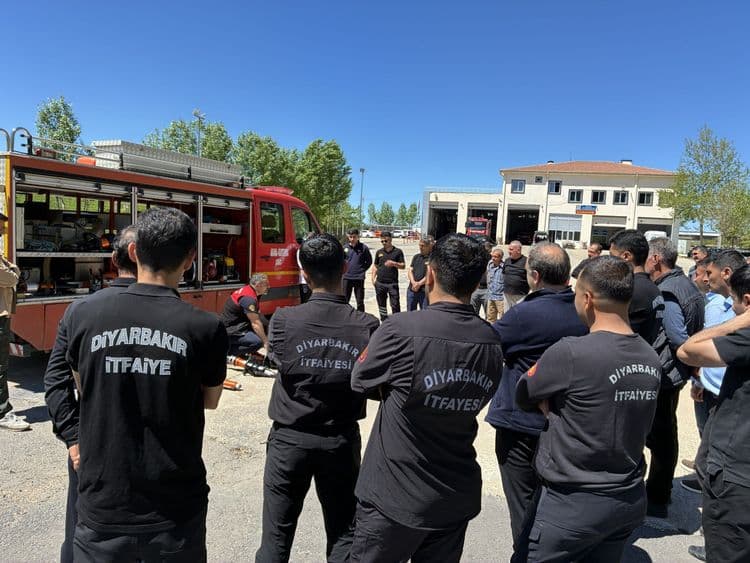 Diyarbakır İtfaiyesi müdahale kapasitesini eğitimlerle güçlendiriyor 7