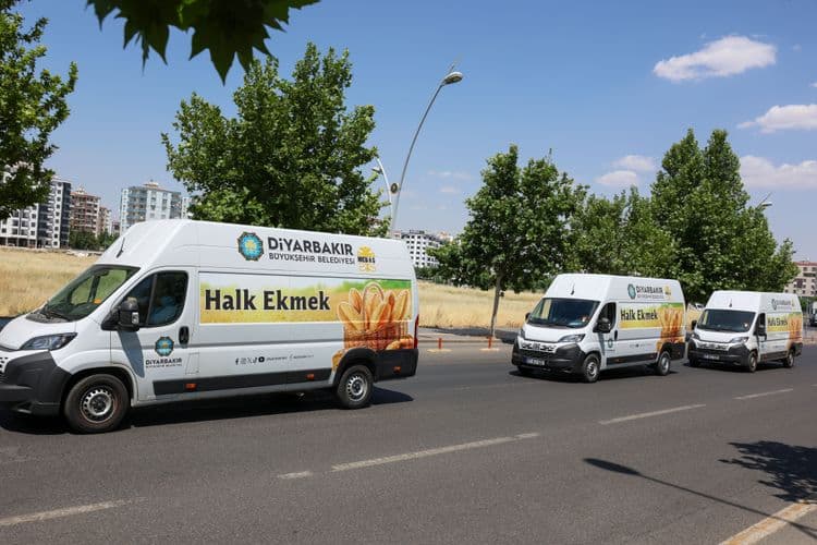 Halk Ekmek kalitesi, lezzeti ve fiyatıyla beğeni topladı 3