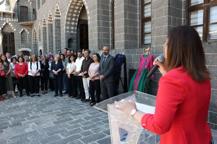 ‘Kumaşın Hafızası’ sergisi açıldı 9