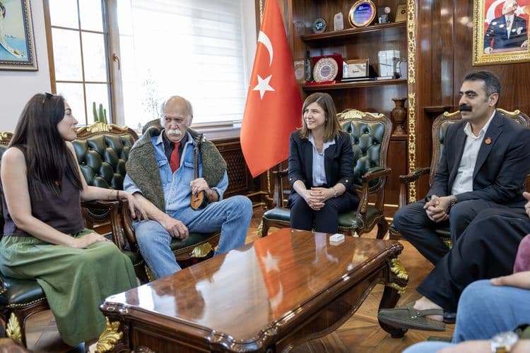 Sanatçılar ve panelistler DBB’yi ziyaret etti 6