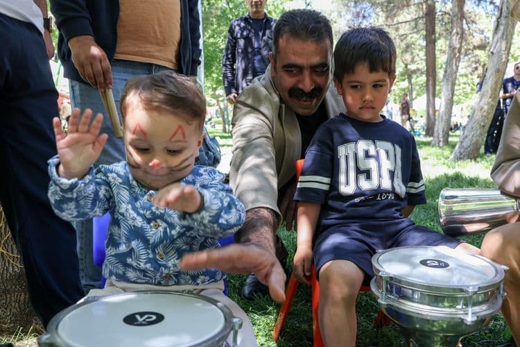 Kürt Dil Bayramı etkinliğinde çocuklar doyasıya eğlendi 1