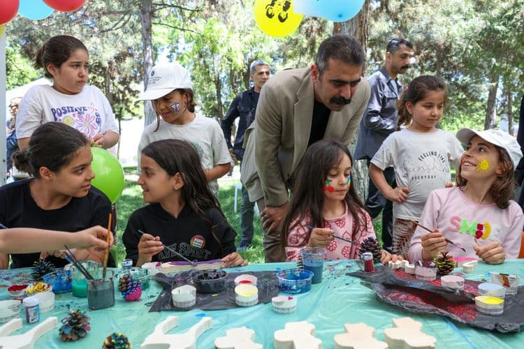 Kürt Dil Bayramı etkinliğinde çocuklar doyasıya eğlendi 2