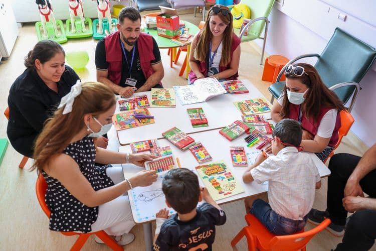 Çocuk Onkoloji Servisi’ndeki çocuklara moral etkinliği