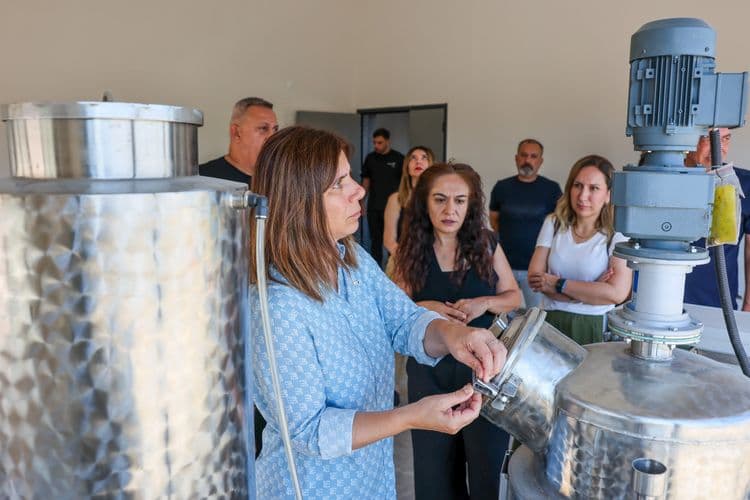 Eşbaşkan Bucak ekolojik üretim ve tarım projelerini yerinde inceledi 7