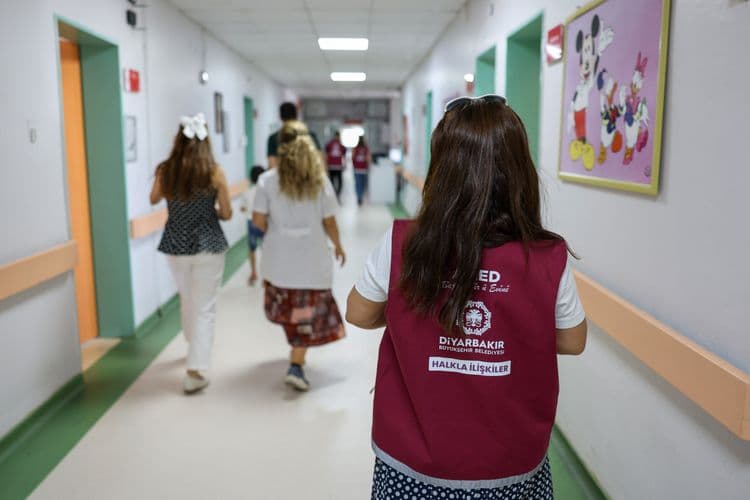 Çocuk Onkoloji Servisi’ndeki çocuklara moral etkinliği 6