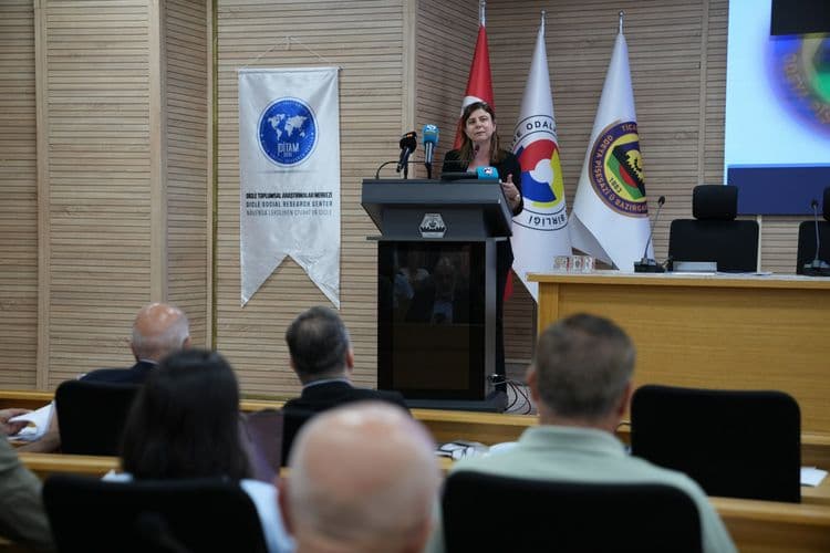 Eşbaşkan Bucak’tan ‘sürdürülebilir kent’ vurgusu: Hiç kimseyi arkada bırakmayacağız
