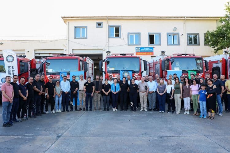 İtfaiye filosuna 20 yeni araç: Halk için yatırımlara devam edeceğiz 1
