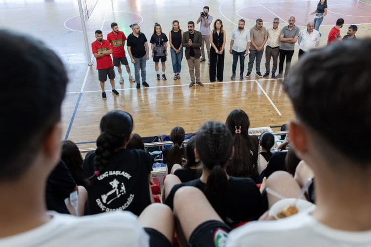 Eşbaşkan Hatun’dan sınava hazırlanan genç sporculara moral ziyareti 2