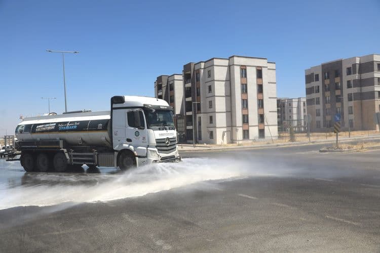 Oğlaklı Mahallesi’nde kapsamlı temizlik çalışması yapıldı 3