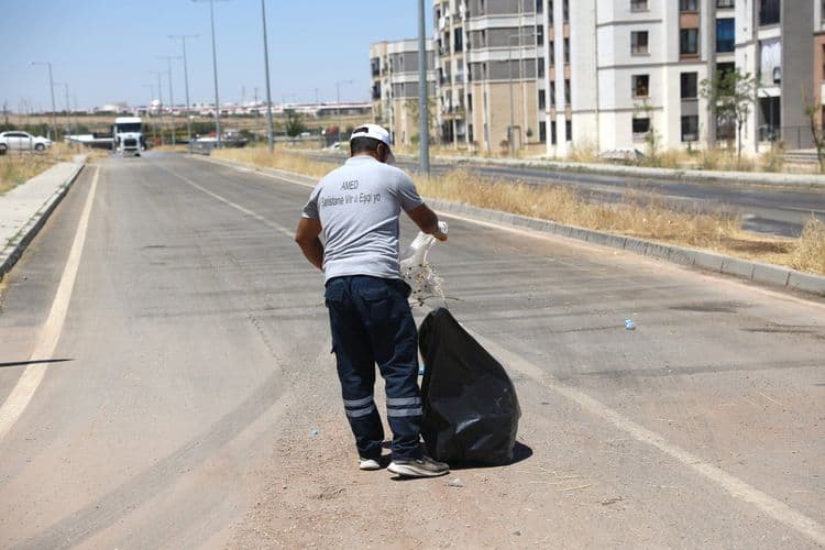 Oğlaklı Mahallesi’nde kapsamlı temizlik çalışması yapıldı 4