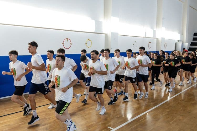 Eşbaşkan Hatun’dan sınava hazırlanan genç sporculara moral ziyareti 9