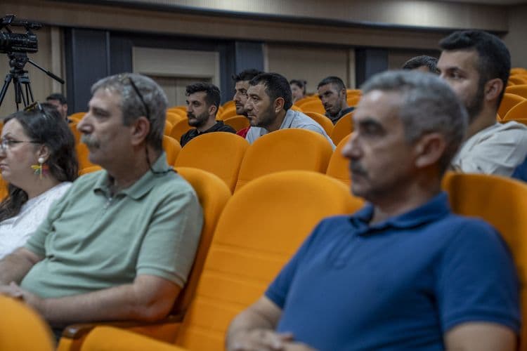 Dirençli kent hedefiyle afet planlama eğitimi düzenlendi 5