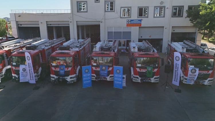 İtfaiye filosuna 20 yeni araç: Halk için yatırımlara devam edeceğiz 17