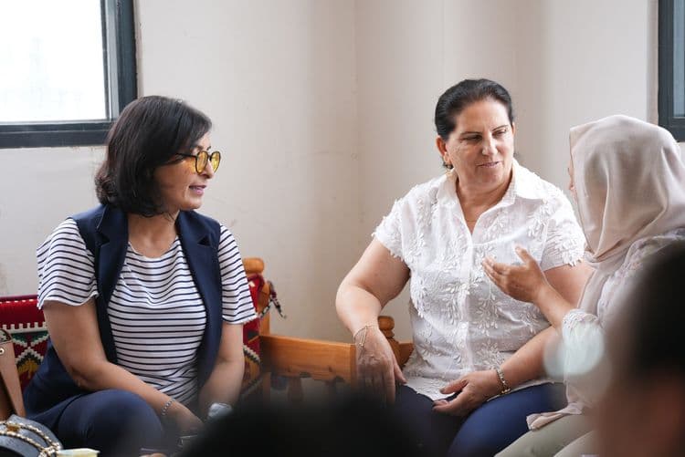 Eşbaşkanlar Kocaköy’de kadınların taleplerini dinledi 16