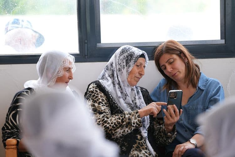 Eşbaşkanlar Kocaköy’de kadınların taleplerini dinledi 17