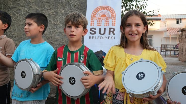 DBB’den yerinde kültür-sanat etkinliği: Gezici Müzik Atölyesi 10