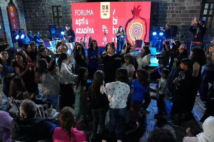 Toplumsal Barış ve Özgürlük Forumu çok dilli konserle sona erdi 4