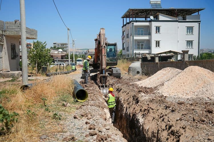 Bismil Kooperatif Mahallesi’nde kanalizasyon ağı 5 kilometre genişletildi 4