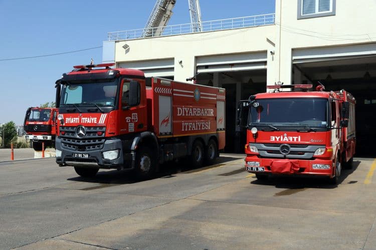 Diyarbakır İtfaiyesi’nden anız yangınlarına karşı uyarı 3