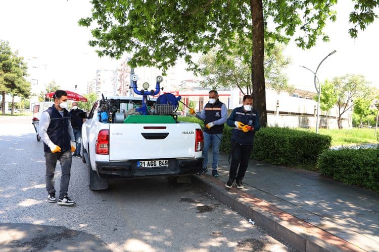 17 ilçede haşereyle mücadele aralıksız sürüyor 3