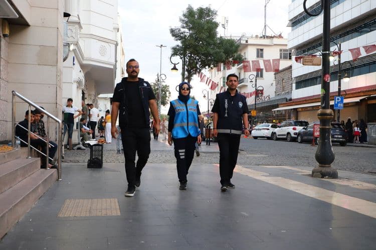Sur'da kaldırım işgallerine karşı sürekli denetim 5