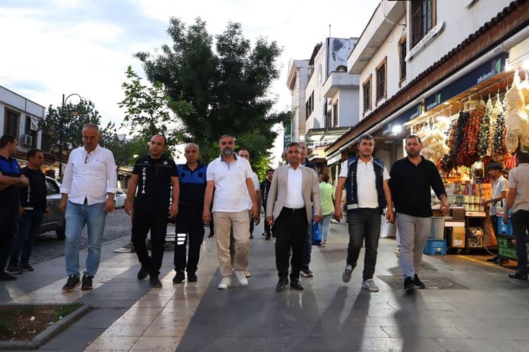 Sur'da kaldırım işgallerine karşı sürekli denetim 6