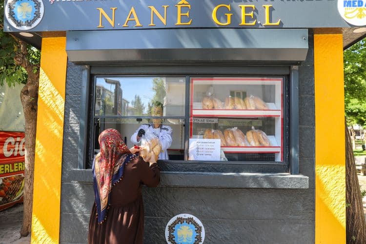 Halk Ekmek kalitesi, lezzeti ve fiyatıyla beğeni topladı 8