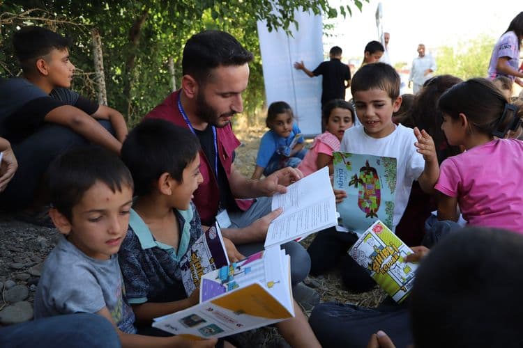 Masal Sandığı kırsal mahallelerde çocuklarla buluştu 8
