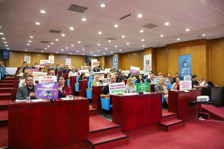 Eşbaşkan Hatun: Yaşamın her alanında dilimizi kullanacağız 3