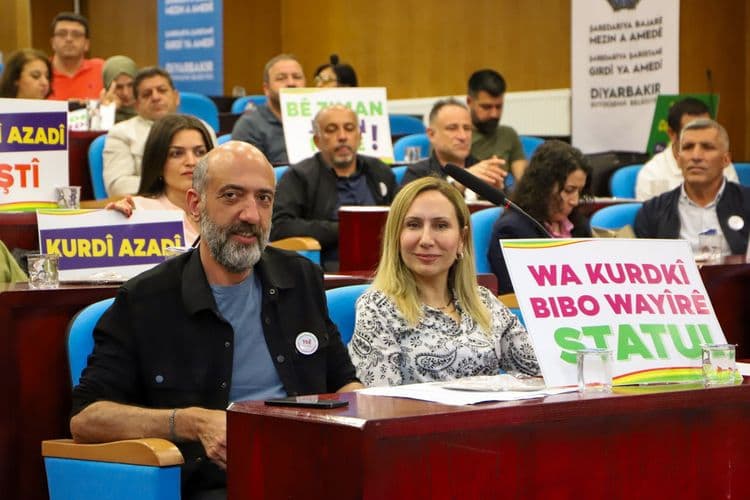 Eşbaşkan Hatun: Yaşamın her alanında dilimizi kullanacağız 5