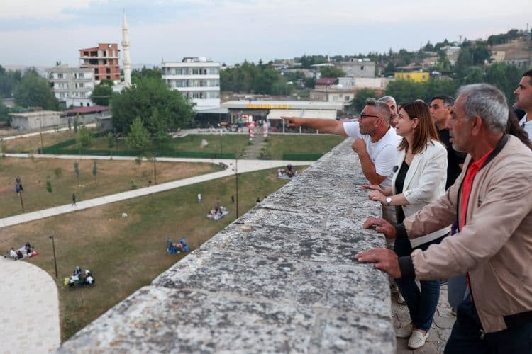 Malabadi Mahallesi’nde halk buluşması: Kalıcı projeleri hayata geçireceğiz 16