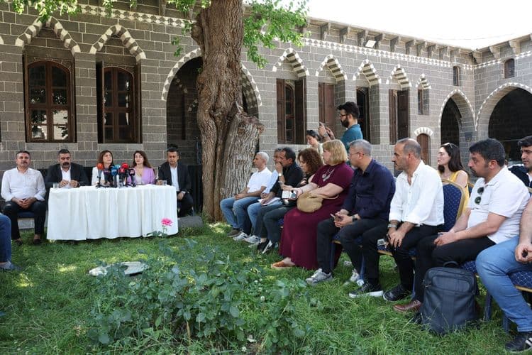 Sur’da ortak yaşamı koruma çalışması: Kamusal alanlar yayalara açılacak 2