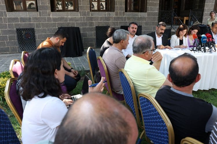 Sur’da ortak yaşamı koruma çalışması: Kamusal alanlar yayalara açılacak 8