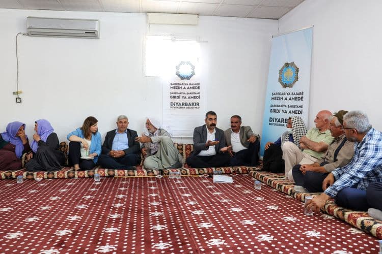 Karacadağ’da yurttaşlarla doğrudan temas, sorunlara yerinde çözüm arayışı 10