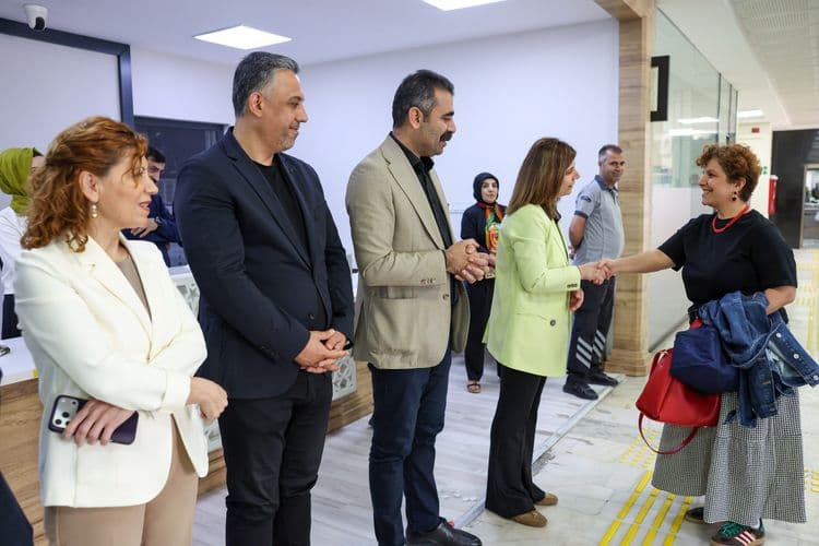 Eşbaşkanlar emekçilerin Kurban Bayramı’nı kutladı 5