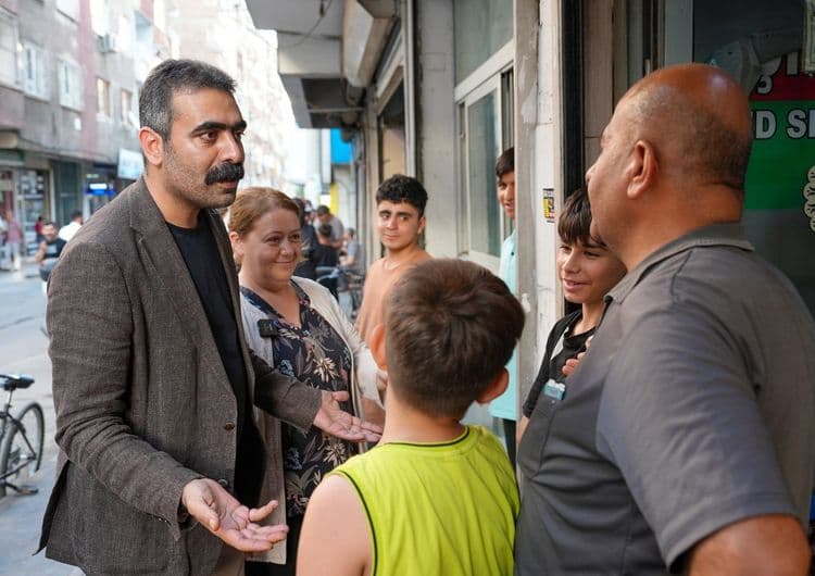 Eşbaşkanlar Bağlar esnafını dinledi: Tüm imkanları seferber edeceğiz 17