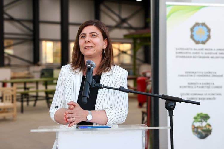 Kent Mobilyaları Atölyesi hizmete açıldı 5