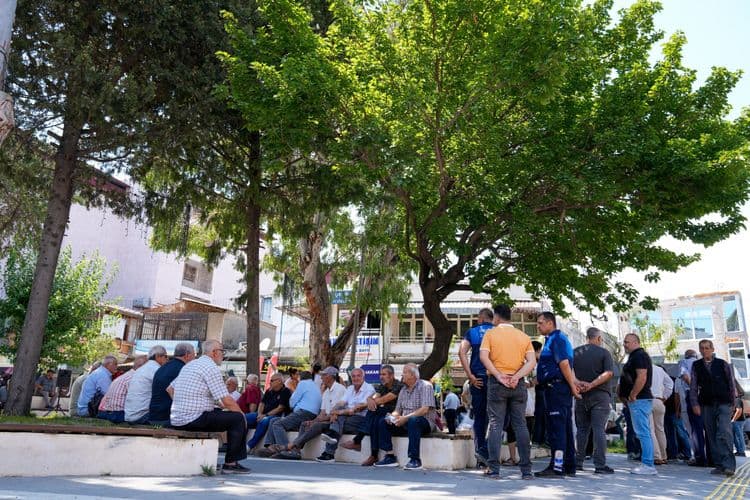 Samandağ'da dayanışmanın simgesi olan park hizmete açıldı 2