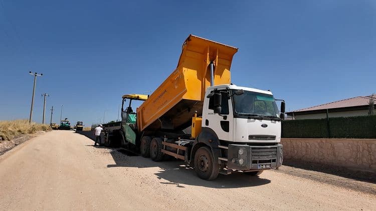 Teknokent Bölgesi’nde sıcak asfalt çalışması başlatıldı 5