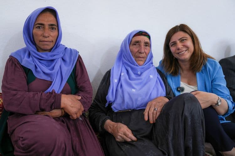 Karacadağ’da yurttaşlarla doğrudan temas, sorunlara yerinde çözüm arayışı 17