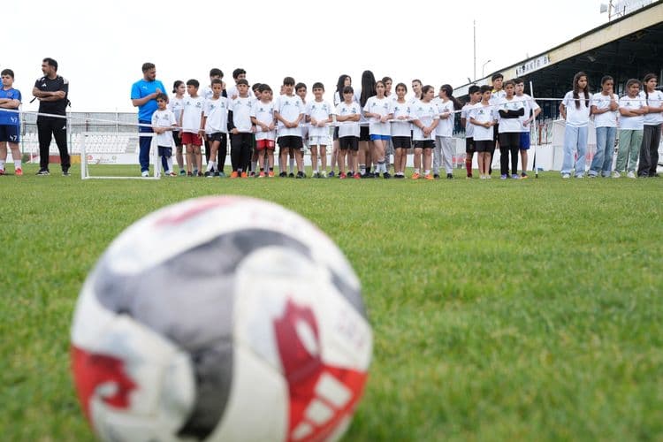 Eşbaşkan Bucak, Sokak Futbolu Atölyesi’nde çocukların heyecanına ortak oldu 1