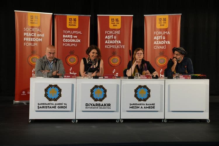 Barışın dili sanatla kuruldu 4