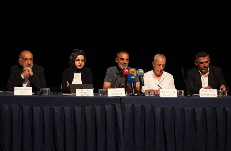 ‘Spor, Kent Kimliği, Ekonomi ve Toplumsal Barış’ paneli düzenlendi 4