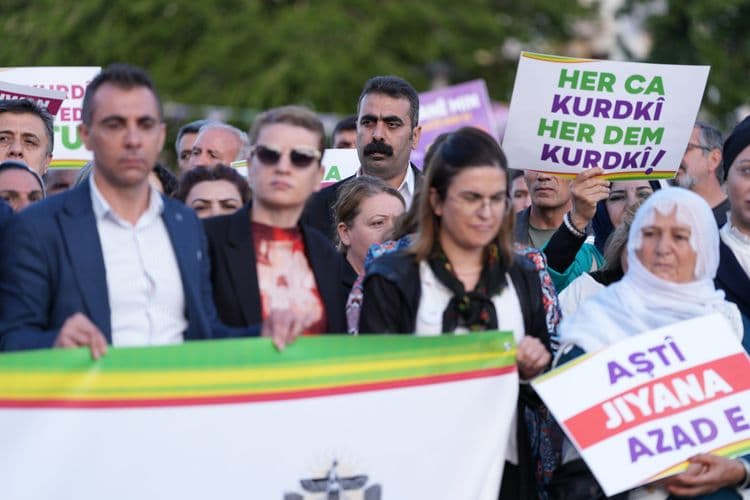 Eşbaşkan Hatun, Kürt Dil Bayramı açıklamasına katıldı 7
