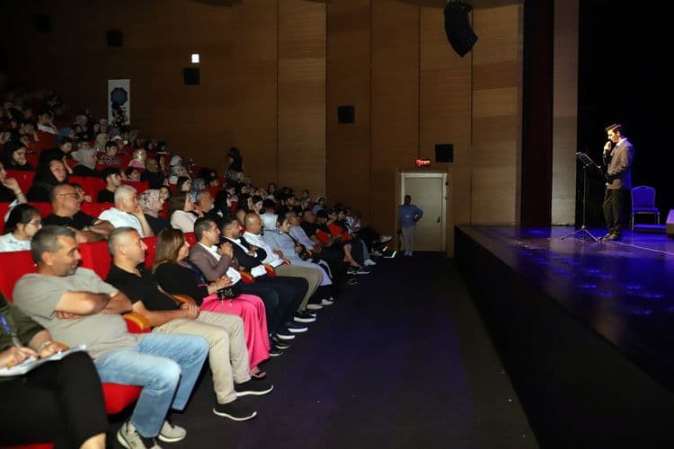 Akademi Sur Etüt Merkezi’nde yılsonu etkinliği gerçekleştirildi 3